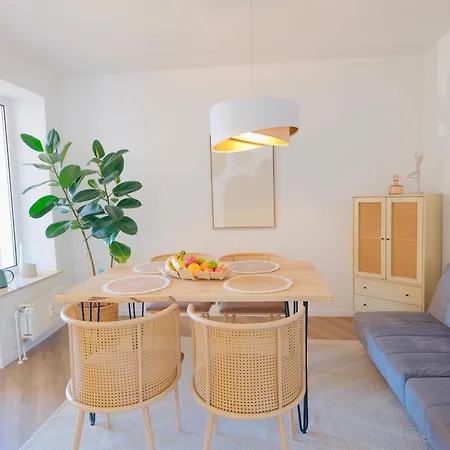 Exklusive Traumwohnung In Bester Innenstadt Lage شقة