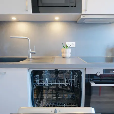 Exklusive Traumwohnung In Bester Innenstadt Lage *