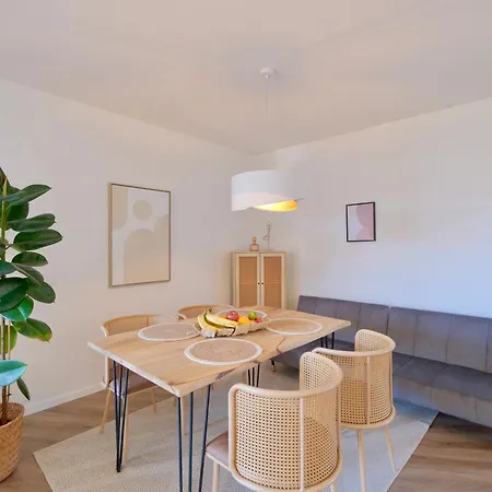 Exklusive Traumwohnung In Bester Innenstadt Lage Daire *