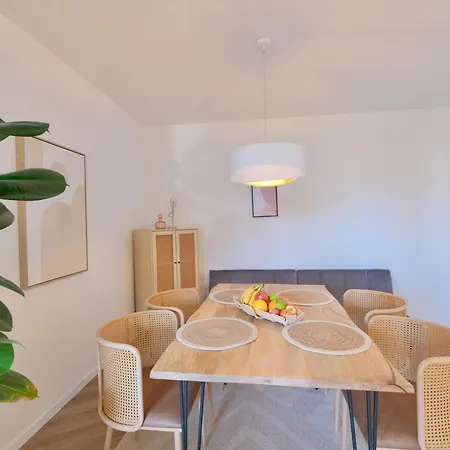 Exklusive Traumwohnung In Bester Innenstadt Lage *