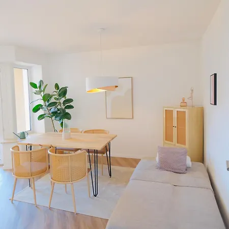 Exklusive Traumwohnung In Bester Innenstadt Lage *