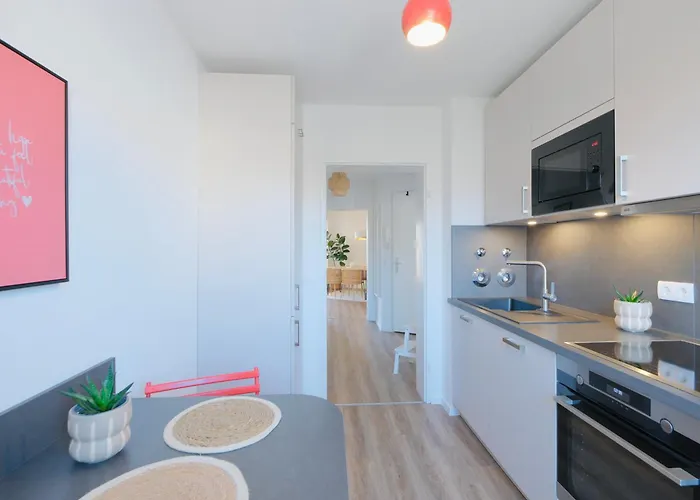 Exklusive Traumwohnung In Bester Innenstadt Lage *